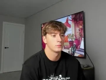 krishort on Chaturbate