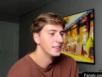 krishort on Chaturbate