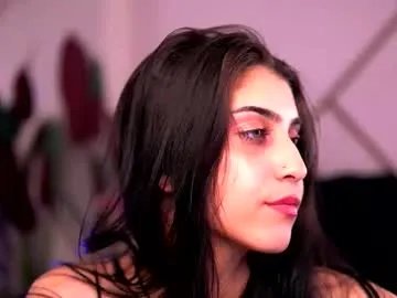 kyrabliss on Chaturbate