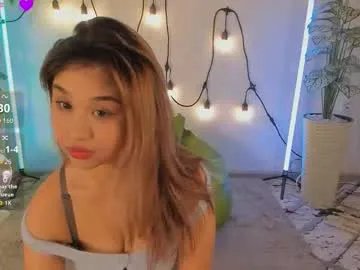 laramiaa on Chaturbate