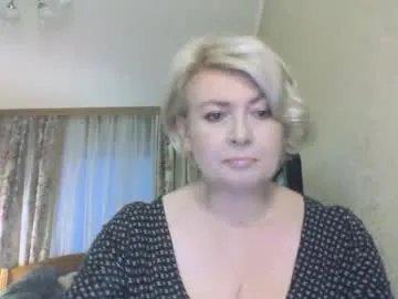 laramrs on Chaturbate