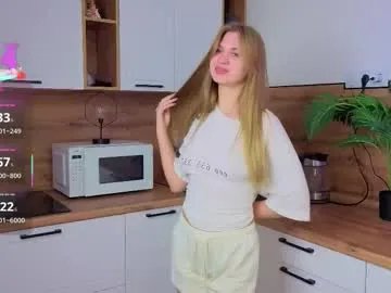 lauriegutierrez on Chaturbate