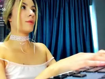 laurynncooper on Chaturbate