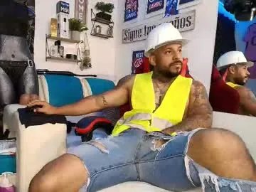 leenar_key on Chaturbate