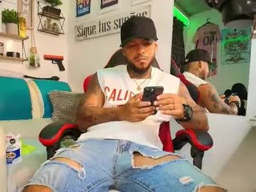 leenar_key on Chaturbate