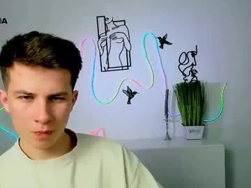 leo_valor on Chaturbate