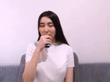 leonieschmith on Chaturbate