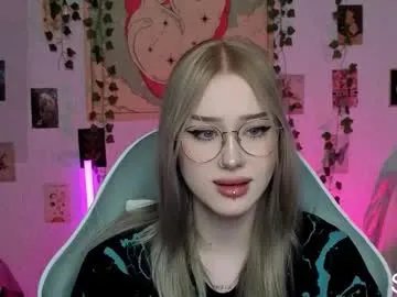 let_me_seee on Chaturbate