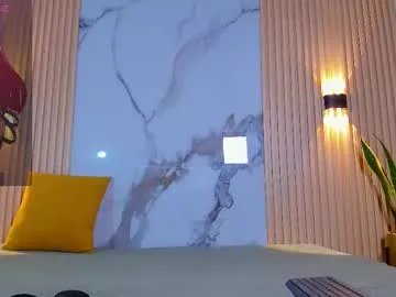 lil_eva2 on Chaturbate