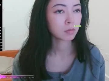 luckrose on Chaturbate