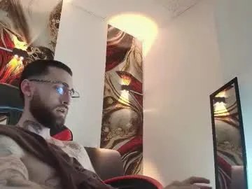 luke_davis01 on Chaturbate