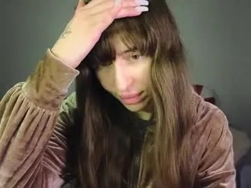 maroonaaa on Chaturbate