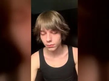 masonsilver_ — t-shirt take off [85 tokens remaining]