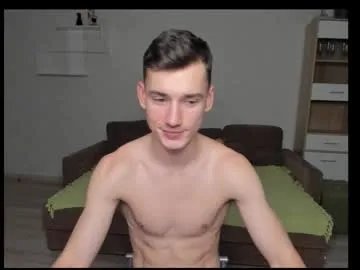 max_foks_ — GOAL: flex show [170 tokens left] #new #pvt #18 #muscle #young