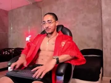 maximo_zahir on Chaturbate