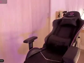 melina_ferrer1 on Chaturbate