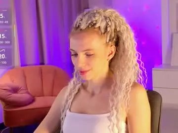 mia_silk on Chaturbate