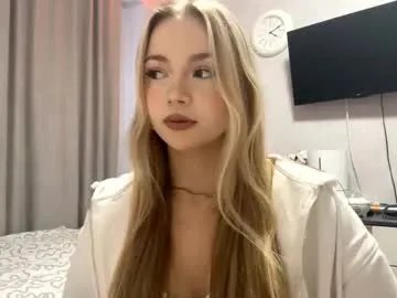 miasuszynski — GOAL: My waist wants to be stroked  Welcome to my room Milana again here! Today is my 2day^^ #18 #new #bigboobs #teen #bigass [0 tokens remaining]