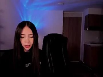 mikeyvioleta on Chaturbate