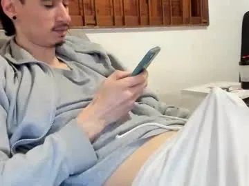 moderdelier on Chaturbate