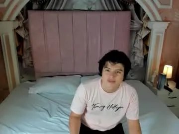 mr_increible_elastigirl on Chaturbate