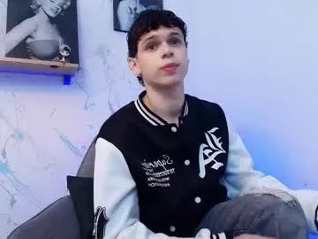 mykelcano on Chaturbate