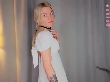 myviolet_rush on Chaturbate