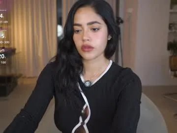 n_o_v_a on Chaturbate