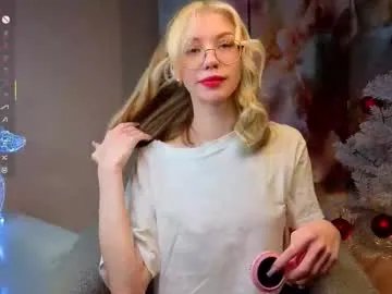 odelyncure on Chaturbate