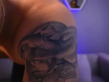 paulphoenix_ on Chaturbate