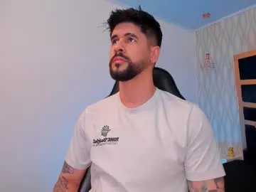 petesevans_1 on Chaturbate