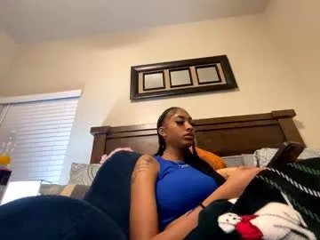 prettyfacefemale — Add my snap @jewel5625 ;) if u b.....u.........y........cont