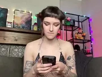 rae_moon — GOAL Bra off. Lovense connected, pvts open!  #hairy #hairyarmpits #goth #british #bush [500 tokens remaining]