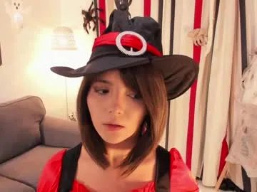 raychell_black on Chaturbate