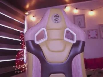 rebecah_1 on Chaturbate