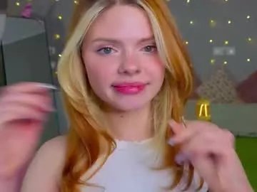 red__candy on Chaturbate