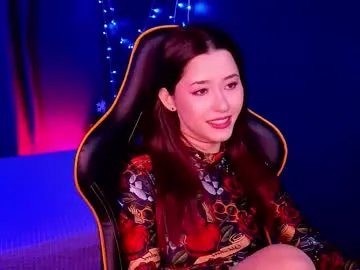 redmidnight_ on Chaturbate