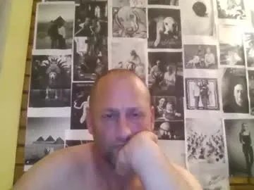 robert69huge — Robert69huge's room looking for a fuck dont care about tokens