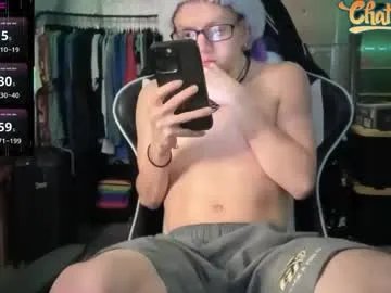 robertcicijr21 on Chaturbate