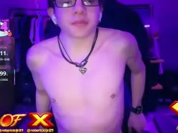 robertcicijr21 on Chaturbate