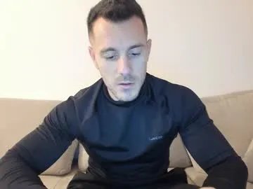 roberto4ever on Chaturbate