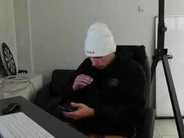 ryan_dozer on Chaturbate