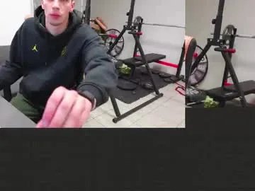 ryan_dozer on Chaturbate