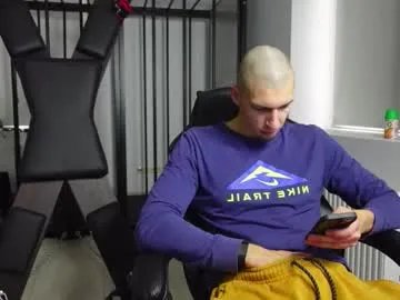 ryan_dozer on Chaturbate