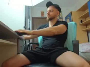 ryanstone_ on Chaturbate