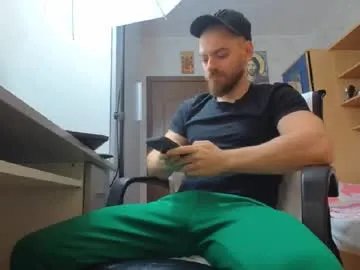 ryanstone_ on Chaturbate
