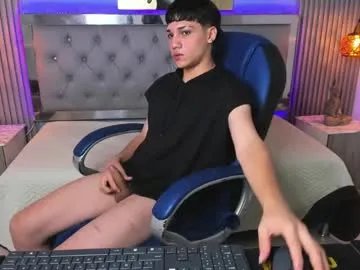 samblack_ on Chaturbate