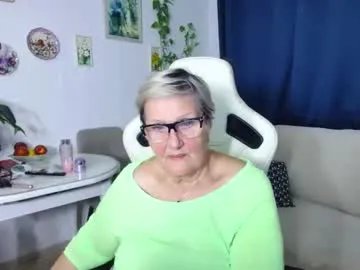 selenna57 — #mature #bigass #bigtits #prvt #squirt #mommy