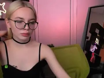 sendi_cais on Chaturbate