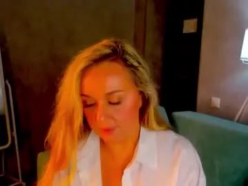 sky_kuper on Chaturbate